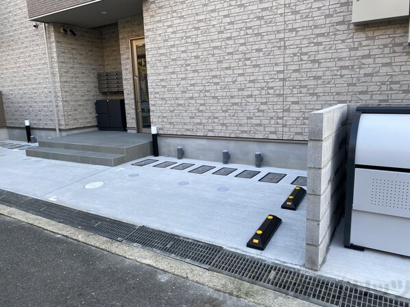 エテルナコート総持寺の物件内観写真